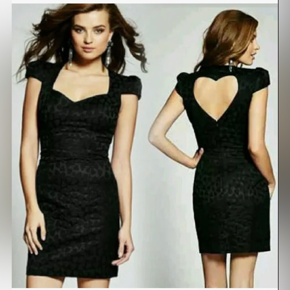 Guess Capsleeve Sweetheart Dress